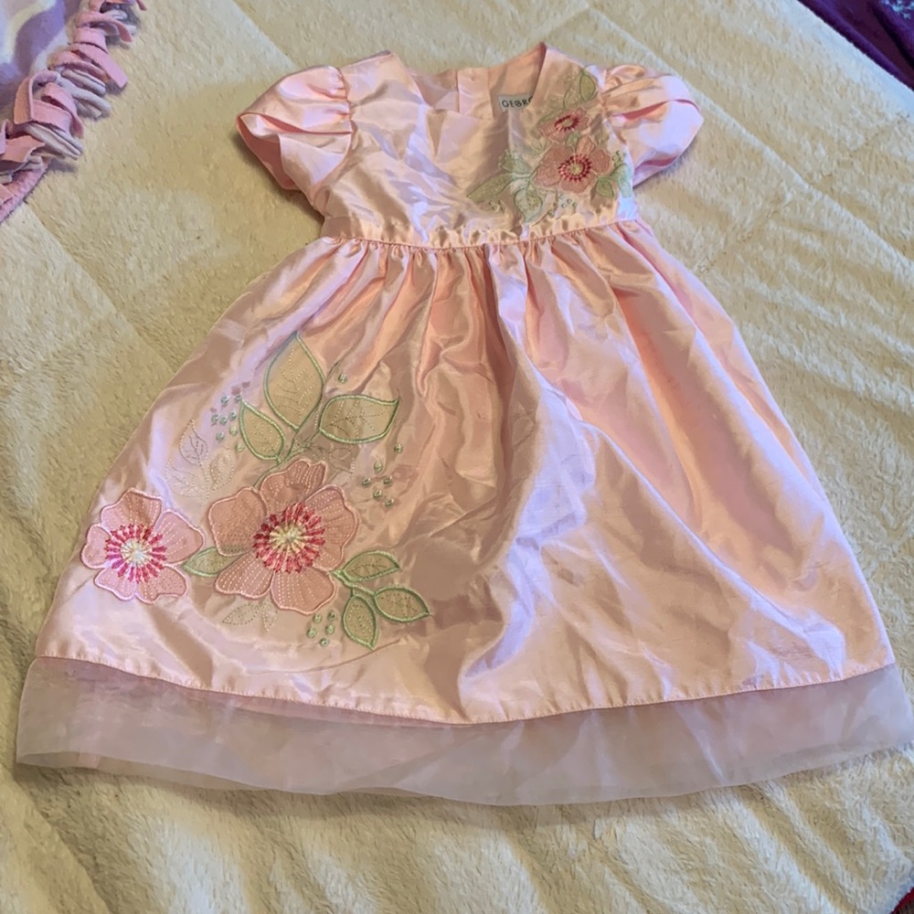 George NWOT pink embroidered dress size 4